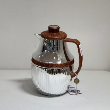 ترمس  شاي أنيق يجمع بين التصميم العصري واللمسات الخشبية الدافئة.1لتر 