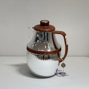 ترمس  شاي أنيق يجمع بين التصميم العصري واللمسات الخشبية الدافئة.1لتر 