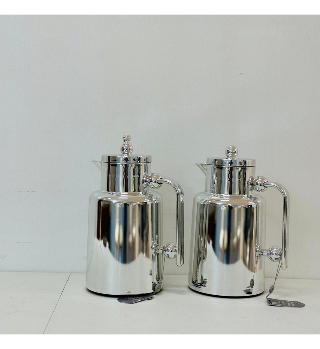 طقم ترمس بتصميم عصري فاخر 2قطع طقم ترمس بتصميم عصري فاخر 2قطع