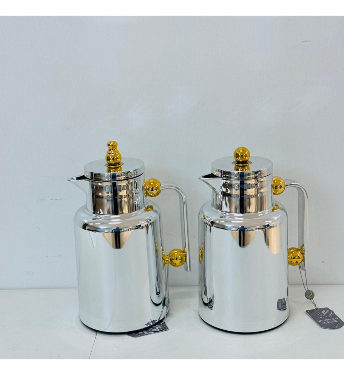 طقم ترمس بتصميم عصري فاخر 2قطع طقم ترمس بتصميم عصري فاخر 2قطع