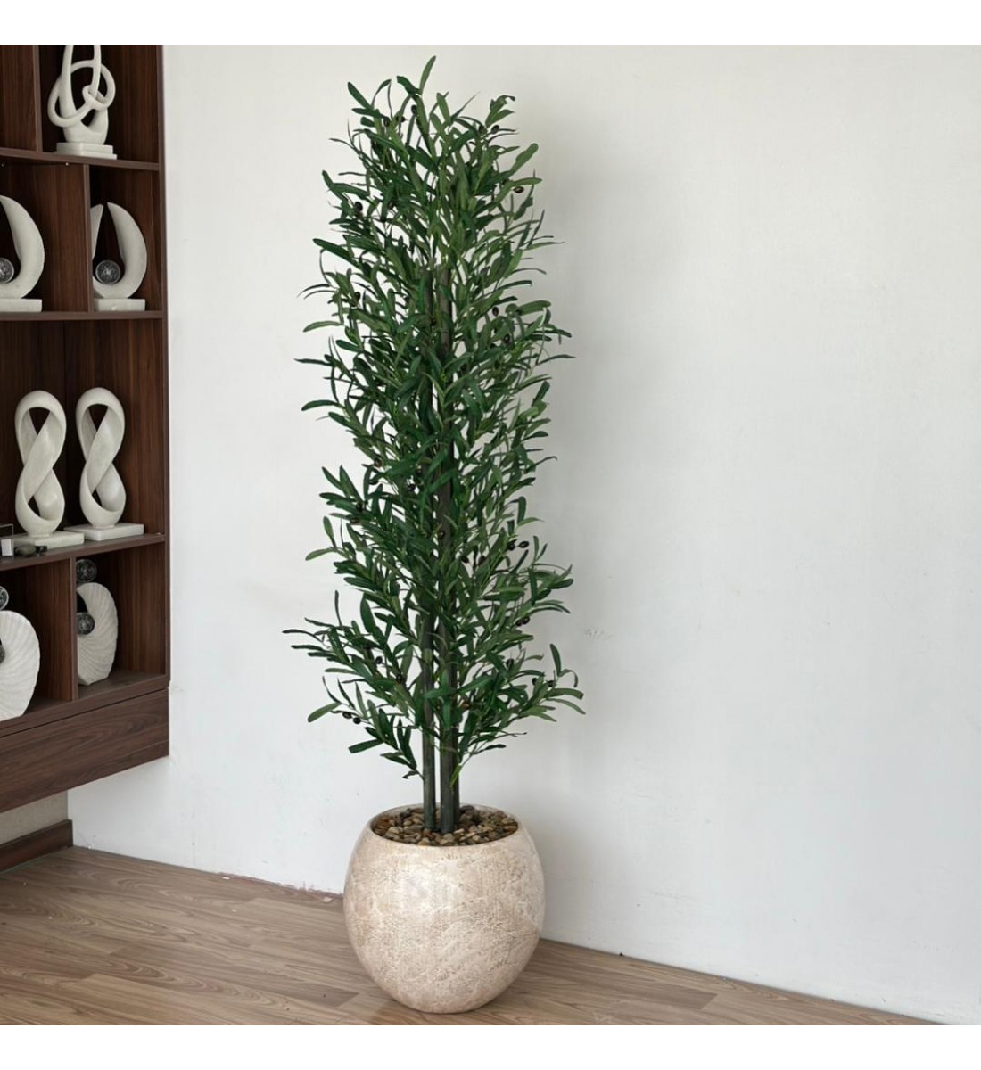 شجرة  بمركن بيج صناعية طويلة مزهرة زيتون 2متر