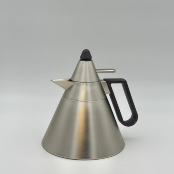 ترمس  شاي أنيق يجمع بين التصميم العصري واللمسات الخشبية الدافئة.1لتر 