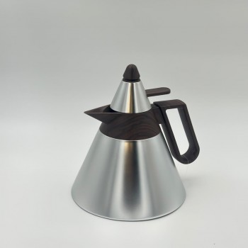 ترمس  شاي أنيق يجمع بين التصميم العصري واللمسات الخشبية الدافئة.1لتر 