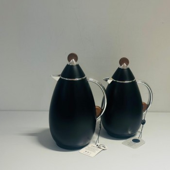 طقم  ترمس  شاي وقهوة أنيق يجمع بين التصميم العصري والانيق 