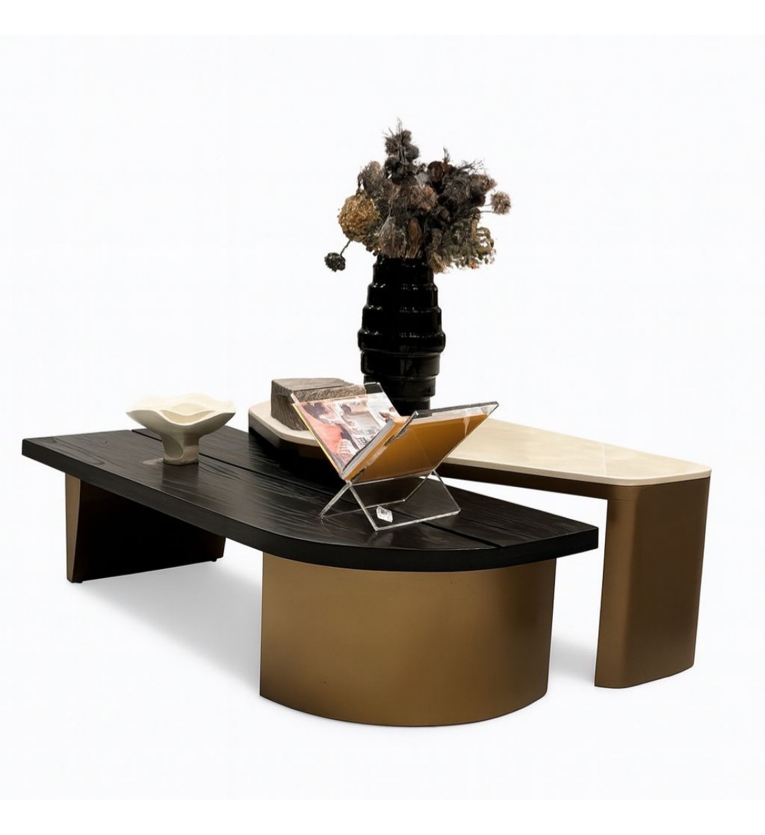 طقم طاولات وسط “أوبرا” بتصميم فاخر مزدوج – خشب داكن ورخام بيج بقاعدة ذهبية طقم طاولات وسط “أوبرا” بتصميم فاخر مزدوج – خشب داكن ورخام بيج بقاعدة ذهبية