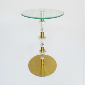 طاولة جانبية زجاجية بقاعدة معدنية وكريستالات فاخرة55×33×33سم 