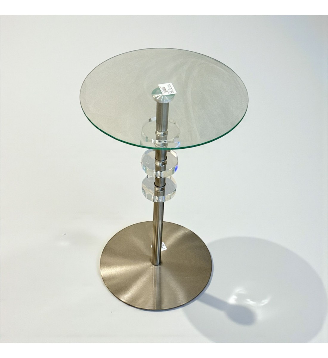 طاولة جانبية زجاجية بقاعدة معدنية وكريستالات فاخرة55×33×33سم طاولة جانبية زجاجية بقاعدة معدنية وكريستالات فاخرة55×33×33سم