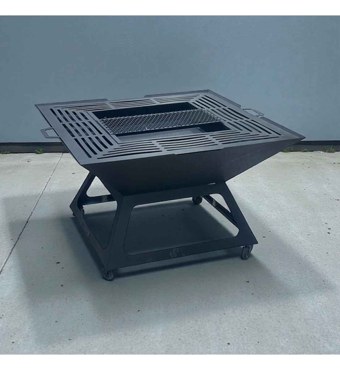 منقل فحم بكفارت مقاس 80×80سم منقل فحم بكفارت مقاس 80×80سم