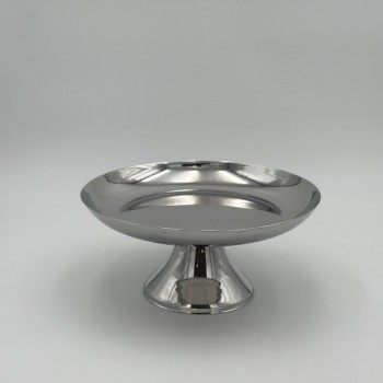 صحن تقديم أنيق بتصميم عصري يجمع بين البساطة والفخامة.26×26×12سم 