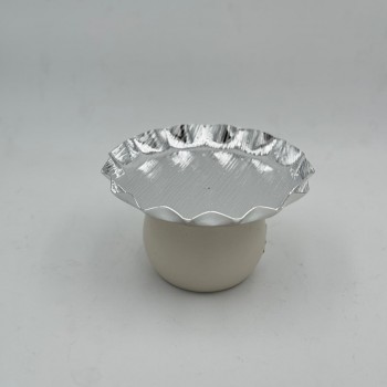 صحن تقديم أنيق بتصميم عصري يجمع بين البساطة والفخامة.20×20×12سم 