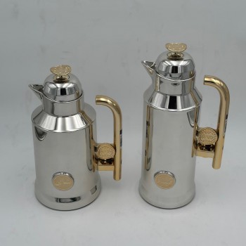 طقم  ترمس  شاي وقهوة أنيق يجمع بين التصميم العصري والانيق 