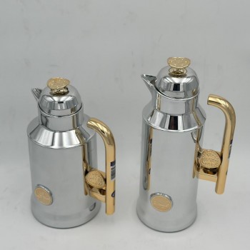 طقم  ترمس  شاي وقهوة أنيق يجمع بين التصميم العصري والانيق 