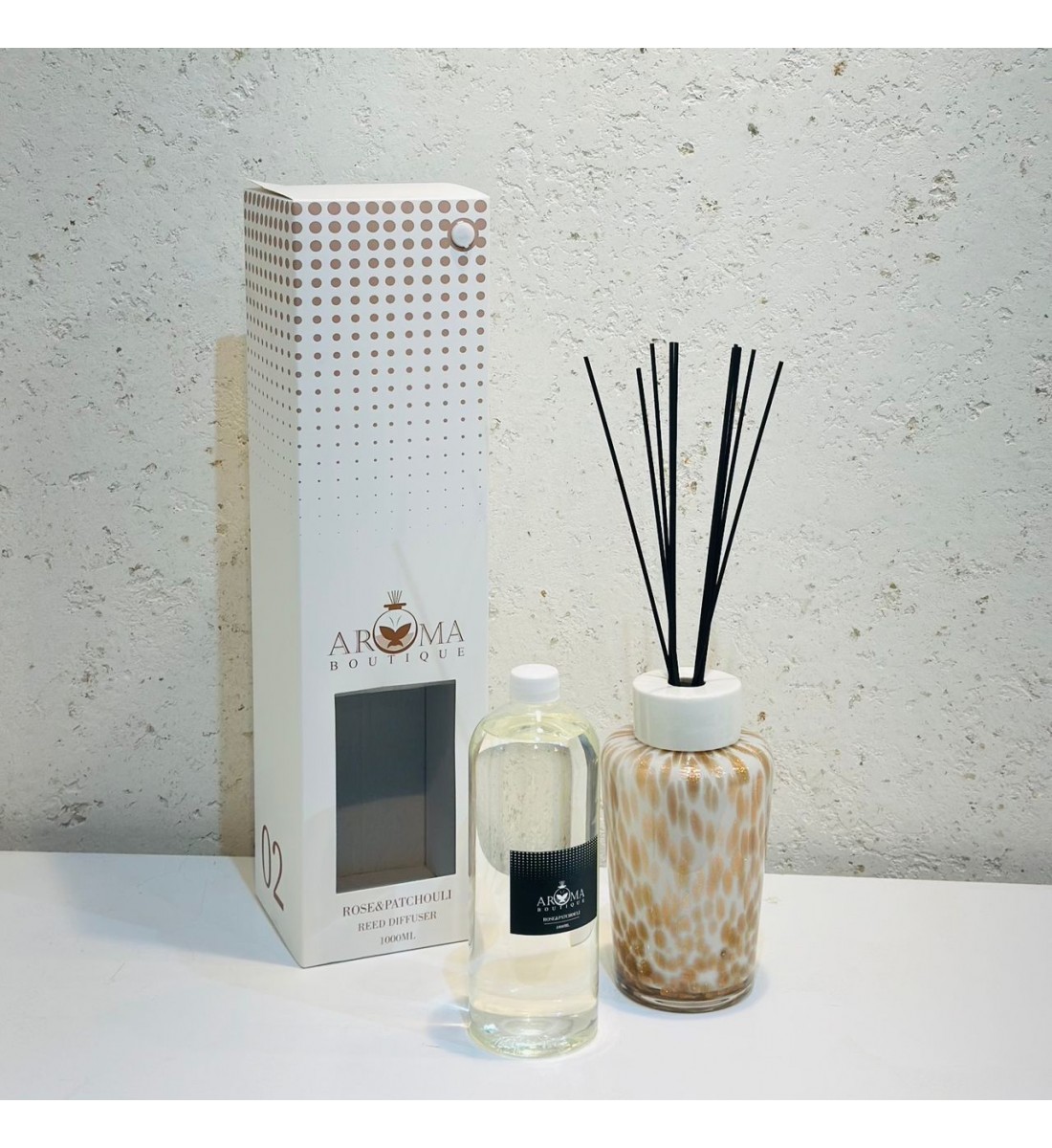 فواحه عطرية مع عيدان زجاج 1000مل برائحه ROSE & PATCHOULI REED DIFFUSER فواحه عطرية مع عيدان زجاج 1000مل برائحه ROSE & PATCHOULI REED DIFFUSER