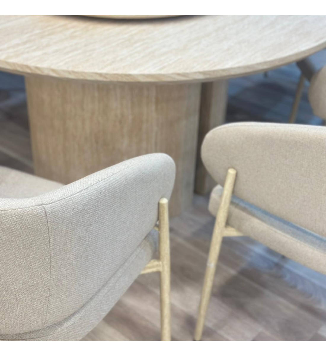 طقم طاوله طعام بديل الرخام مع8كراسي طقم طاوله طعام بديل الرخام مع8كراسي