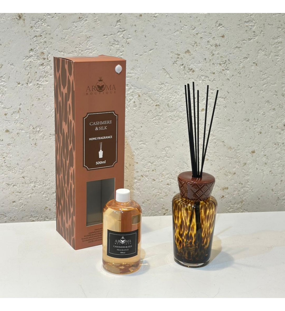 فواحه عطرية مع عيدان زجاج 500مل برائحه ( MIRACK) HOME FRAGRANCE