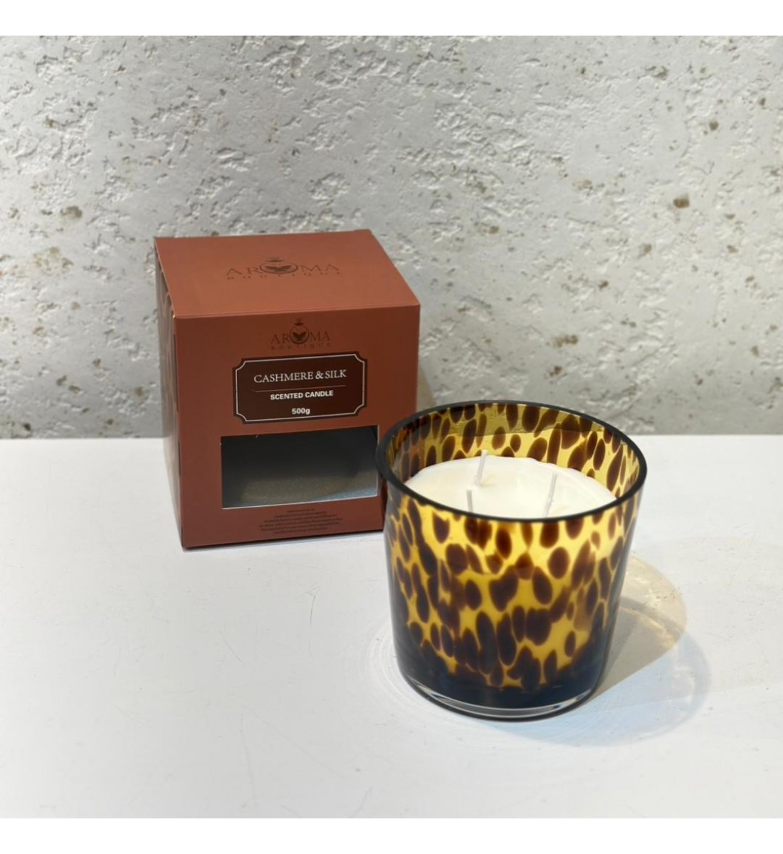 شمعه عطرية زجاج 500 غرام برائحه ( MIRACLK) SCENTED CANDLE شمعه عطرية زجاج 500 غرام برائحه ( MIRACLK) SCENTED CANDLE