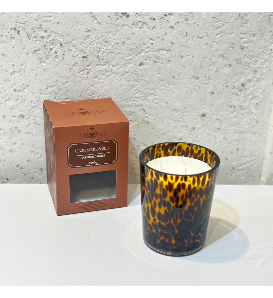 شمعه عطرية زجاج 1000غرام برائحه ( MIRACLK) SCENTED CANDLE شمعه عطرية زجاج 1000غرام برائحه ( MIRACLK) SCENTED CANDLE