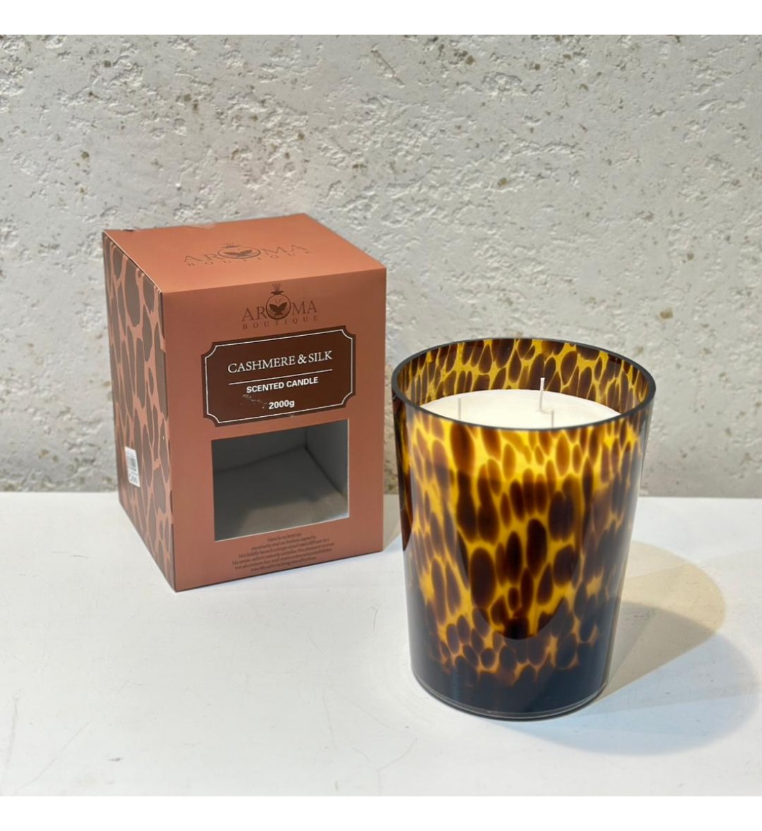 شمعه عطرية زجاج 2000غرام برائحه ( MIRACLK) SCENTED CANDLE
