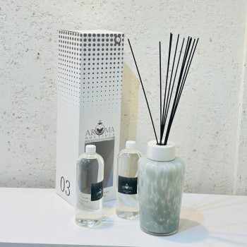 فواحه عطرية مع عيدان زجاج 2000مل   