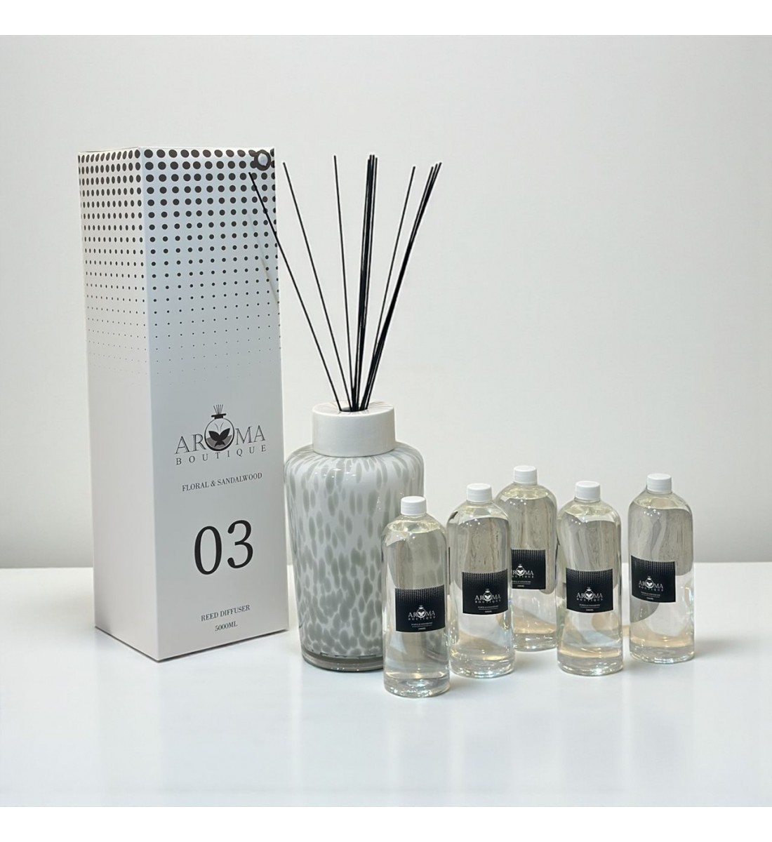 فواحه عطرية مع عيدان زجاج 5000مل   