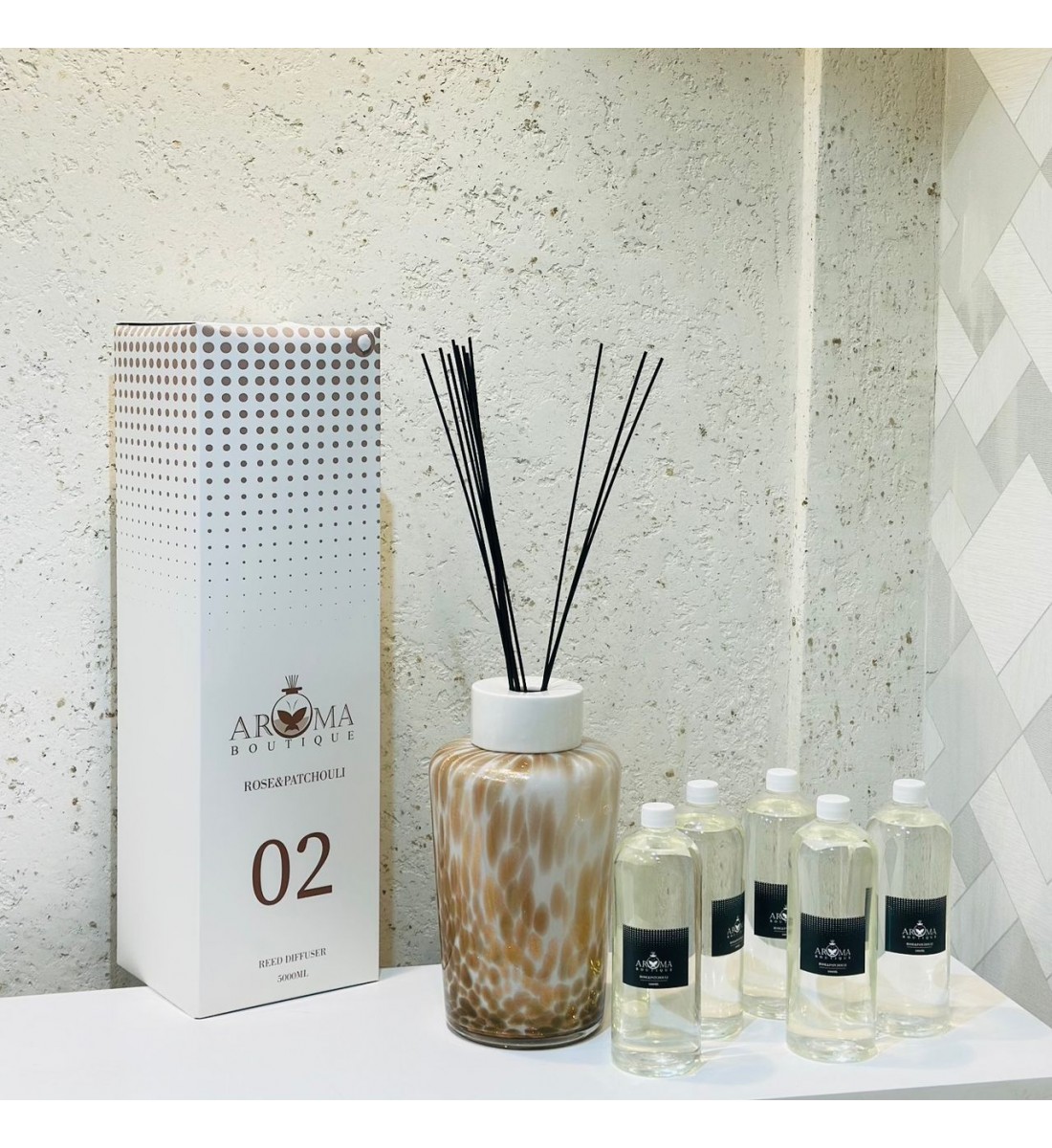 فواحه عطرية مع عيدان زجاج 5000مل   