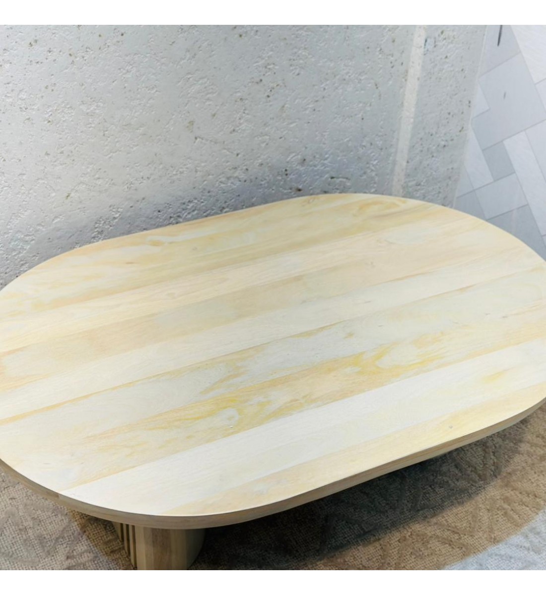 طاولة جانبية أنيقة بتصميم عصري يجمع بين البساطة واللمسة الراقية107×38×71سم طاولة جانبية أنيقة بتصميم عصري يجمع بين البساطة واللمسة الراقية107×38×71سم