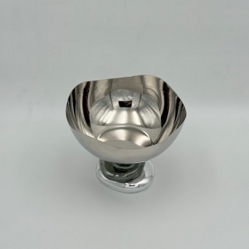 صحن تقديم أنيق بتصميم عصري يجمع بين البساطة والفخامة 18×18×14سم 