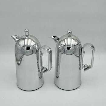 طقم  ترمس  شاي وقهوة أنيق يجمع بين التصميم العصري والانيق 