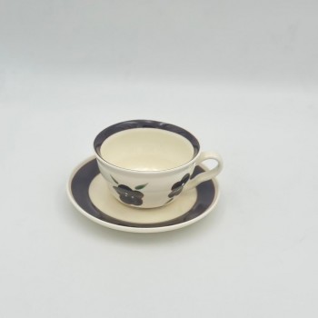 فنجان شاي سيراميكي أنيق بتصميم فريد