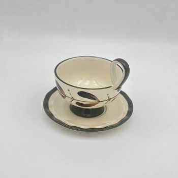 فنجان شاي سيراميكي أنيق بتصميم فريد