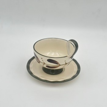 فنجان شاي سيراميكي أنيق بتصميم فريد