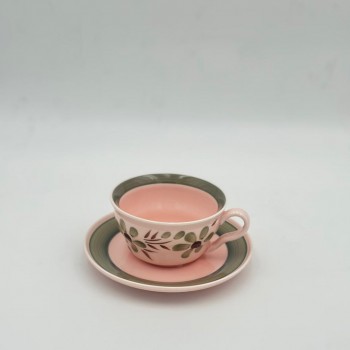 فنجان شاي سيراميكي أنيق بتصميم فريد