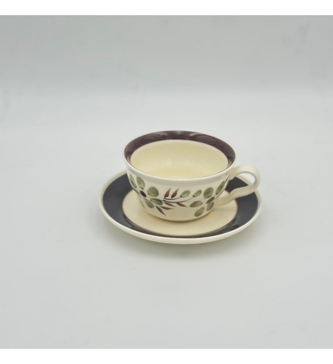 فنجان شاي سيراميكي أنيق بتصميم فريد