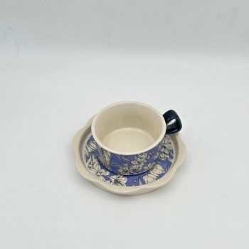 فنجان شاي سيراميكي أنيق بتصميم فريد