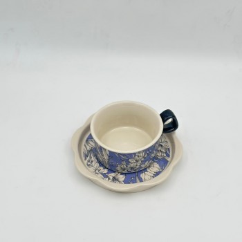 فنجان شاي سيراميكي أنيق بتصميم فريد