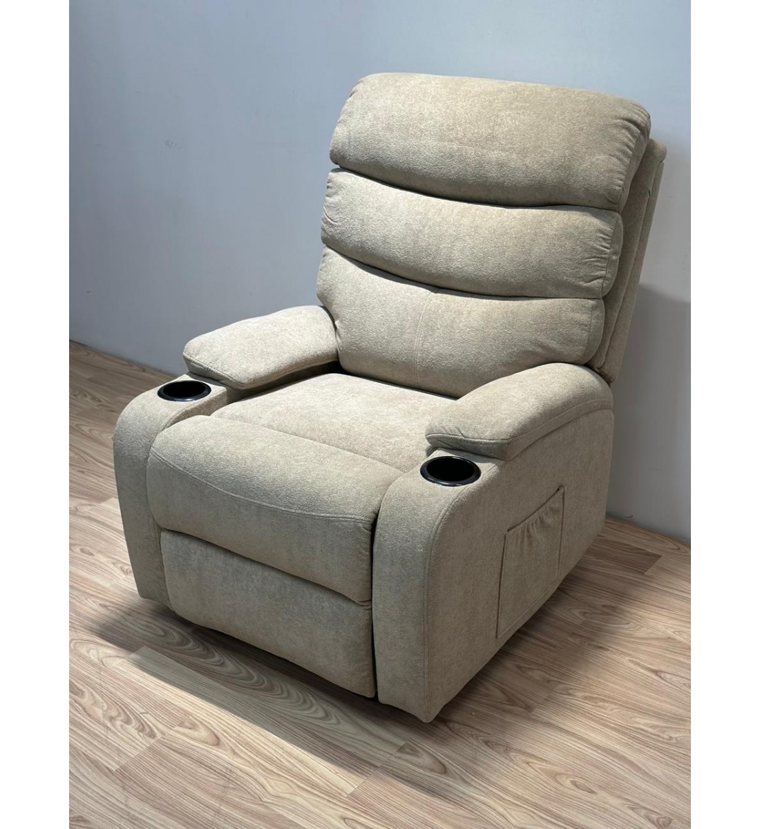 كرسي استرخاء فاخر  ثابت قماش بيج