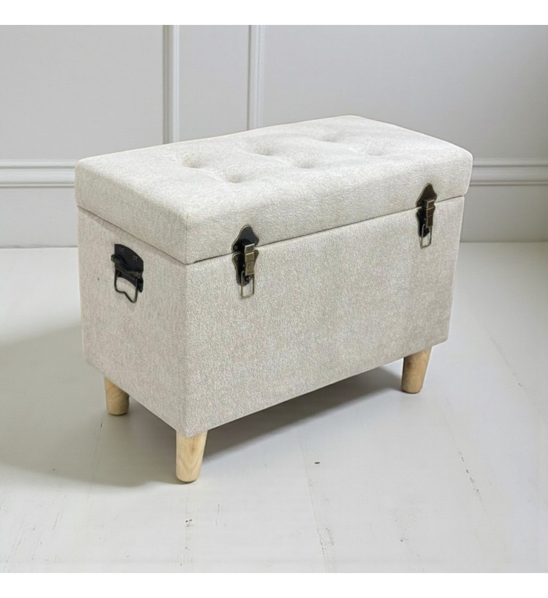 مقعد صندوق سجاد بوكليه 60×33×47سم مقعد صندوق سجاد بوكليه 60×33×47سم