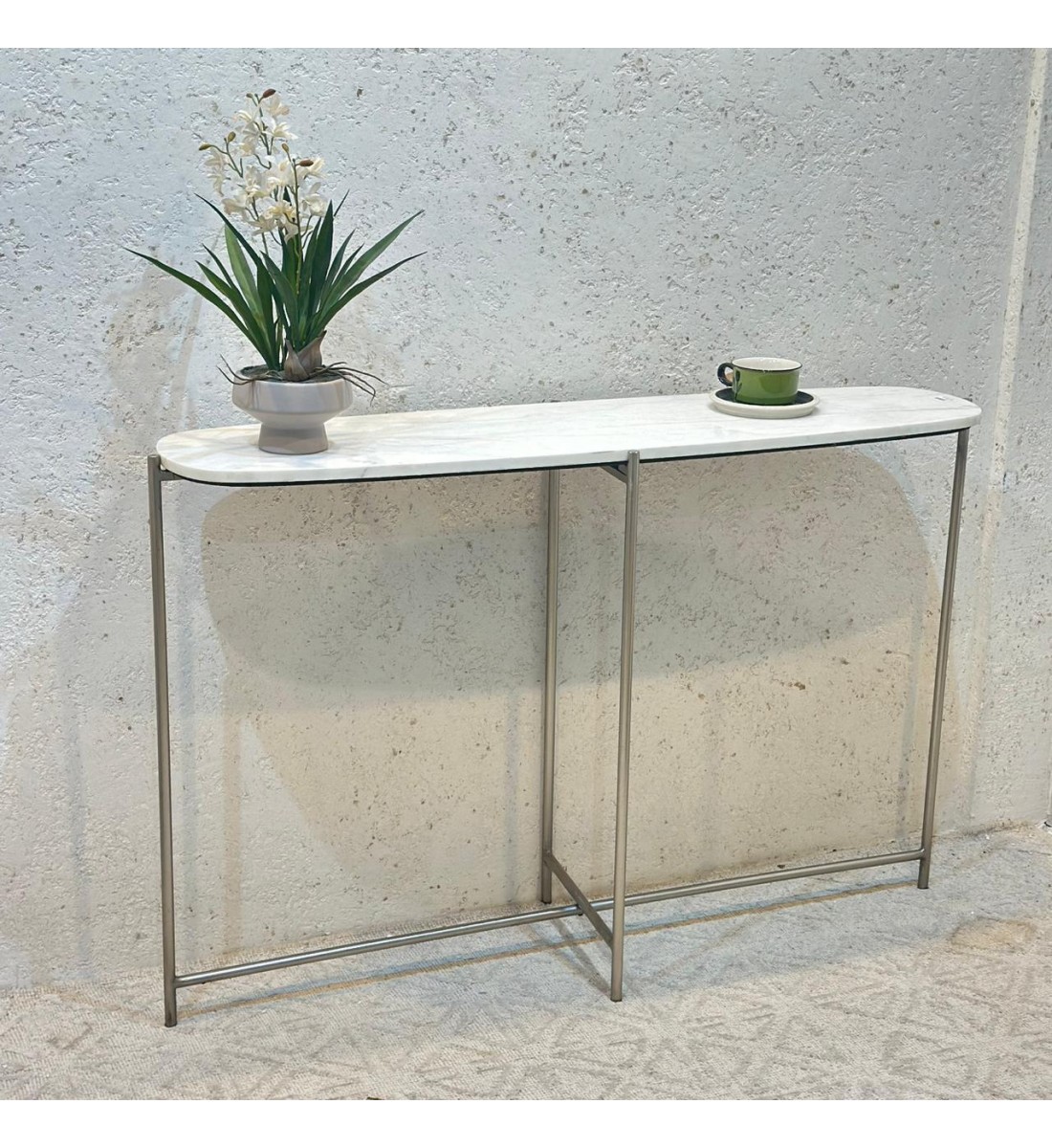 طاولة مدخل او  كونسول بتصميم عصري كلاسيك رخام قاعده حديد مقاس  123×34×80سم 