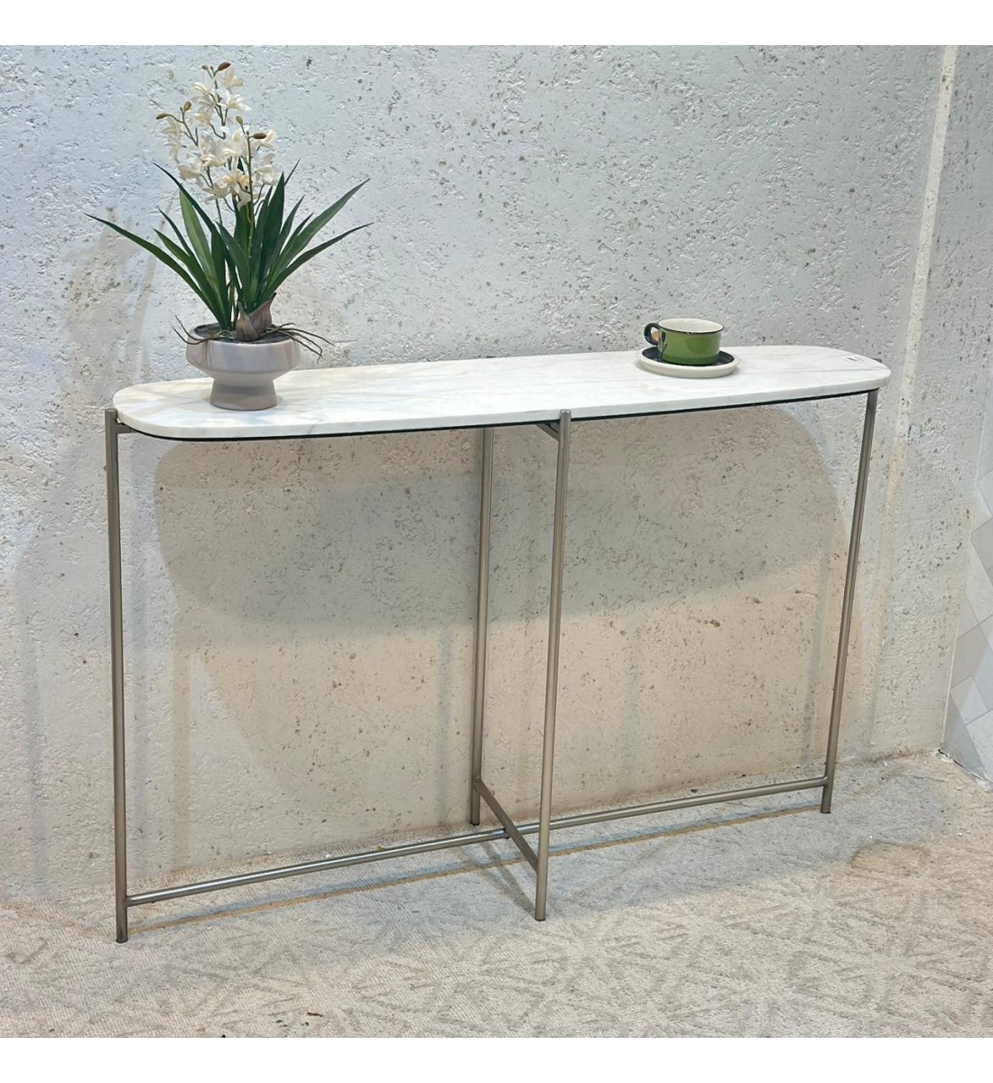 طاولة مدخل او  كونسول بتصميم عصري كلاسيك رخام قاعده حديد مقاس  123×34×80سم 