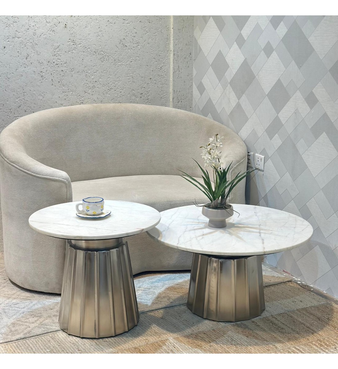 طقم طاولة قهوة بسطح رخام 2قطع طقم طاولة قهوة بسطح رخام 2قطع