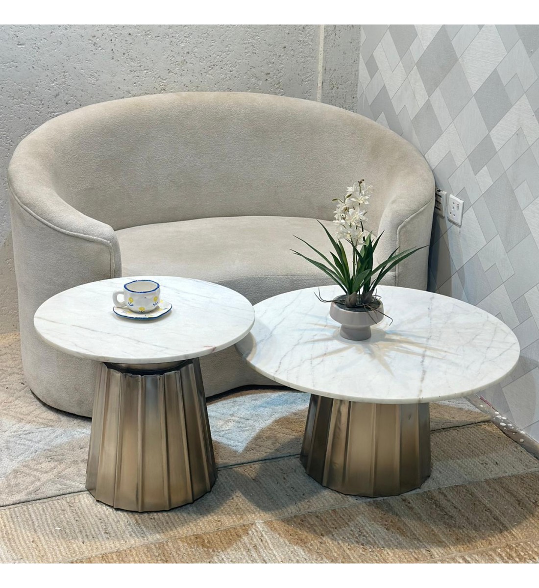 طقم طاولة قهوة بسطح رخام 2قطع طقم طاولة قهوة بسطح رخام 2قطع