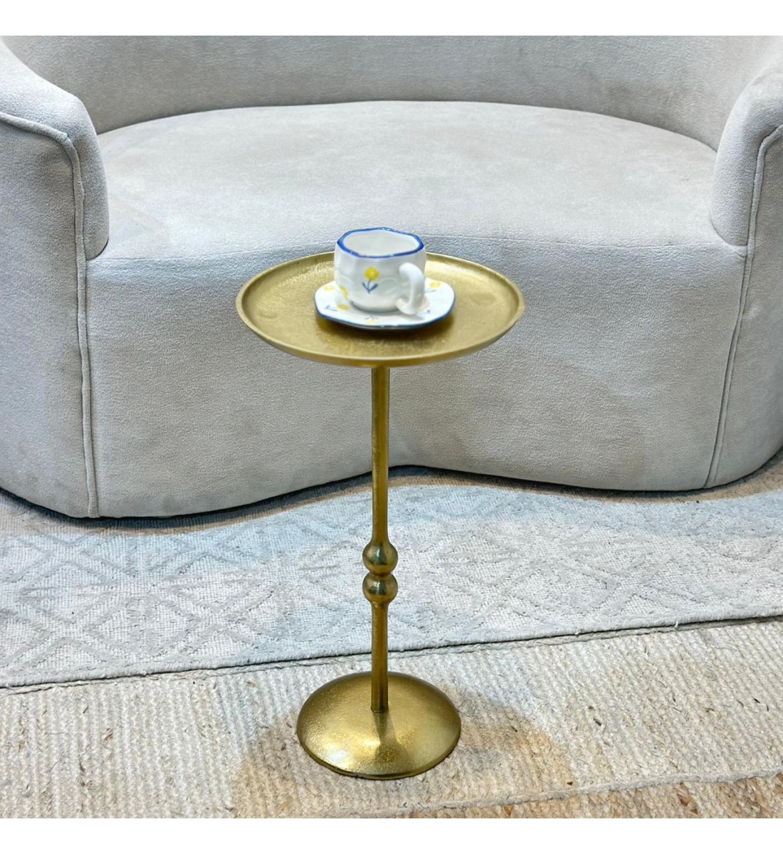 طاولة جانبية ألومنيوم من چازمين30×30×57سم 