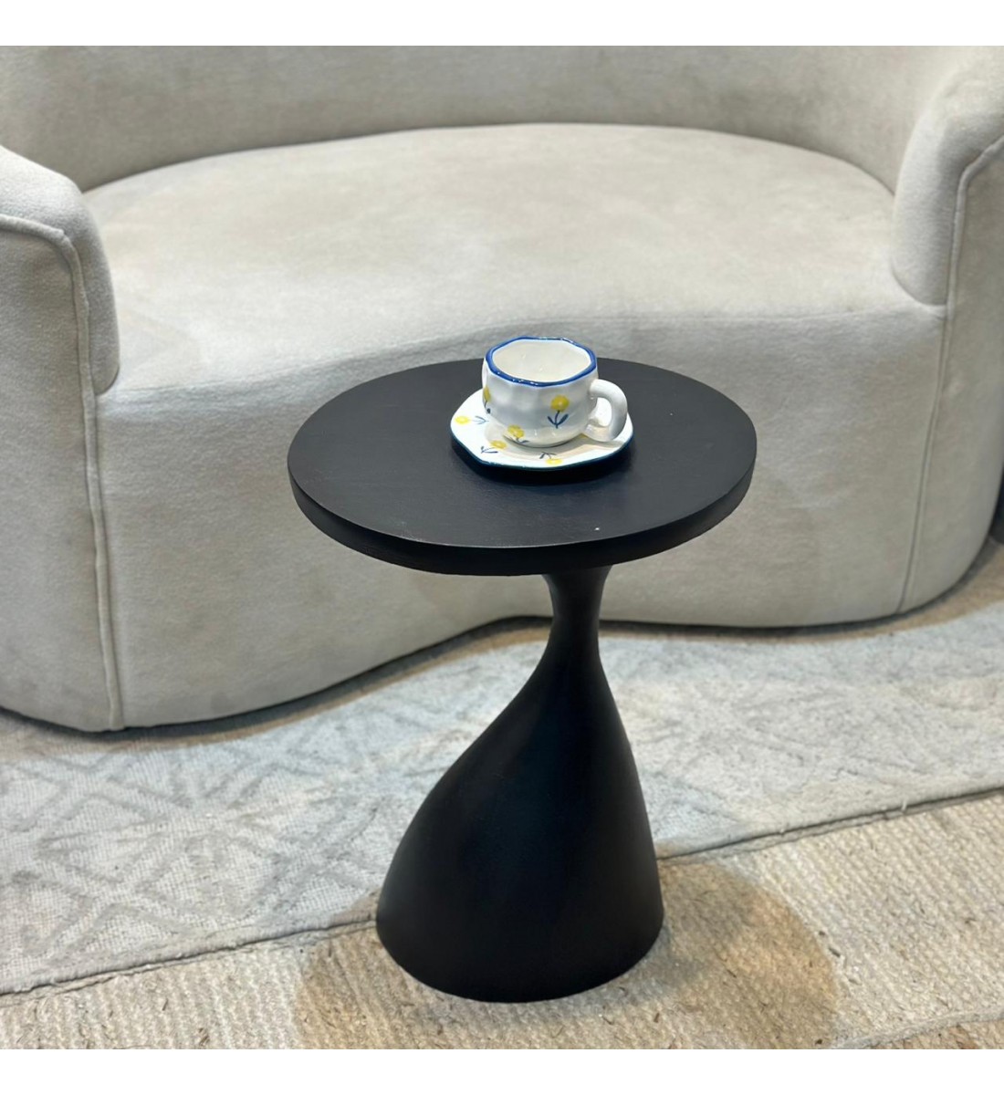 طاولة جانبية ألومنيوم من چازمين33×40×53سم طاولة جانبية ألومنيوم من چازمين33×40×53سم