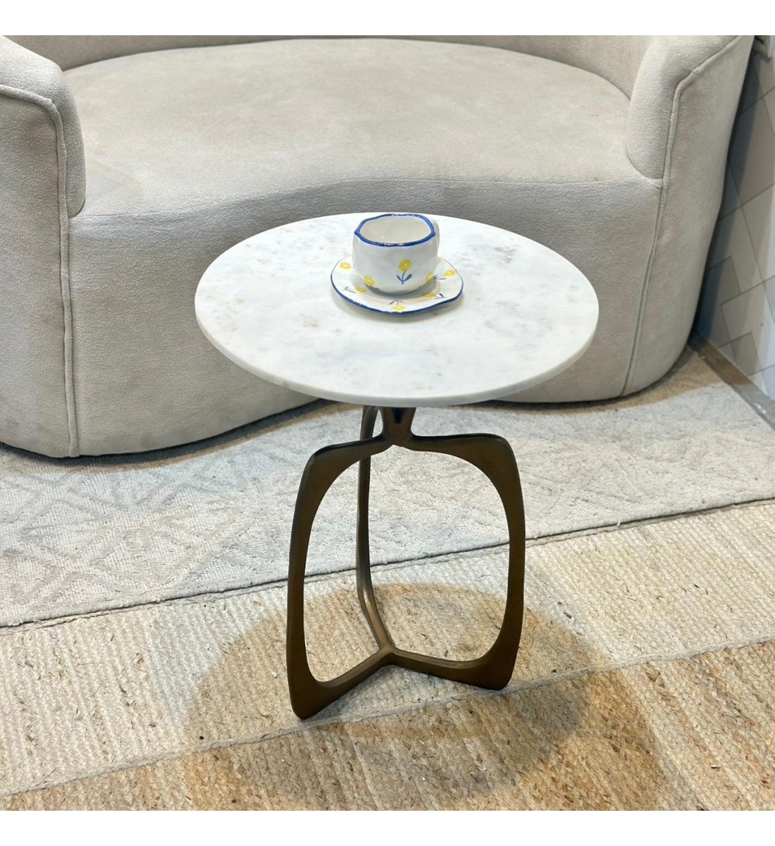 طاولة زينة بسطح رخام من لايف ستايل - 40×40×46سم 