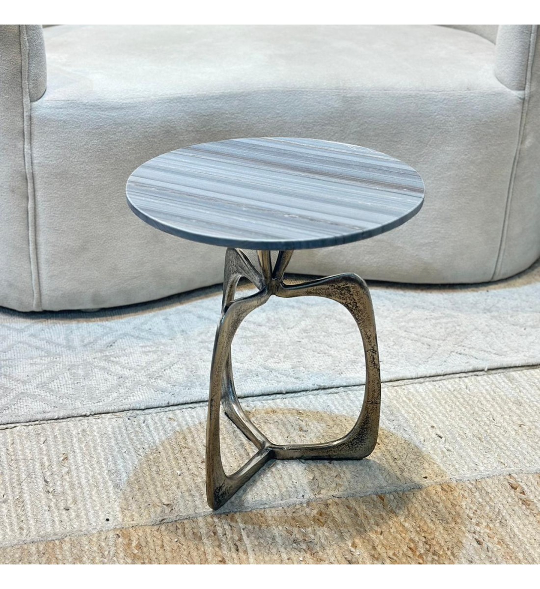 طاولة زينة بسطح رخام من لايف ستايل - 40×40×46سم 