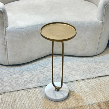 طاولة جانبية ألومنيوم قاعده رخام من چازمين26×26×62سم طاولة جانبية ألومنيوم قاعده رخام من چازمين26×26×62سم