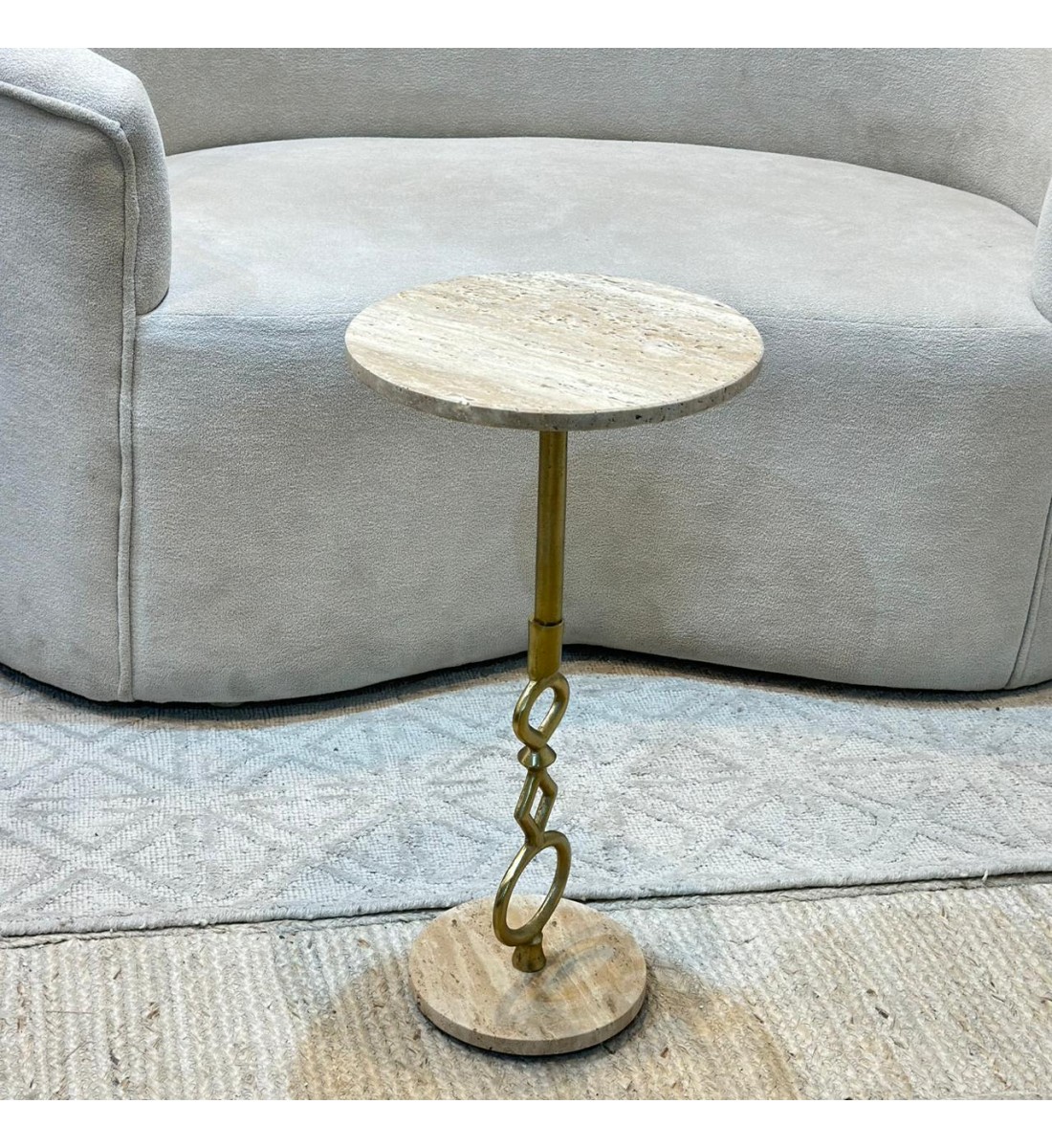 طاولة زينة بسطح رخام من لايف ستايل -30×30×58سم طاولة زينة بسطح رخام من لايف ستايل -30×30×58سم