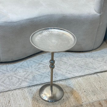 طاولة جانبية ألومنيوم من چازمين 30×30×51سم طاولة جانبية ألومنيوم من چازمين 30×30×51سم