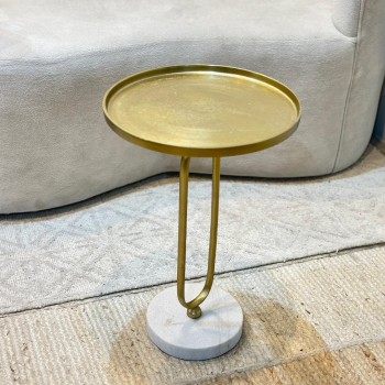 طاولة جانبية ألومنيوم قاعده رخام من چازمين 35×35×53سم طاولة جانبية ألومنيوم قاعده رخام من چازمين 35×35×53سم