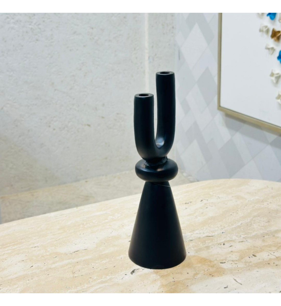 شمعدان اسود حديد تصميم انيق 32×4×4سم شمعدان اسود حديد تصميم انيق 32×4×4سم